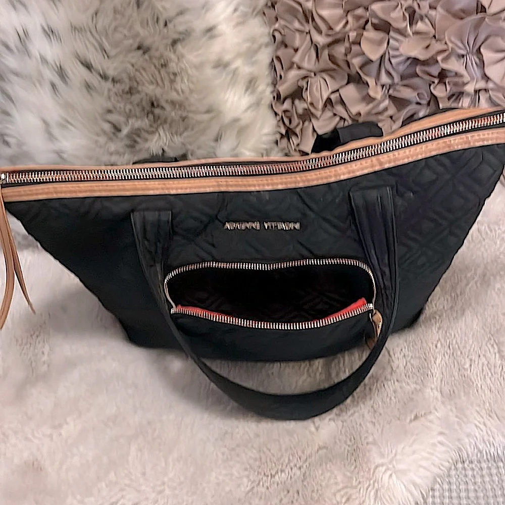 Adrienne Vittadini stylish black
